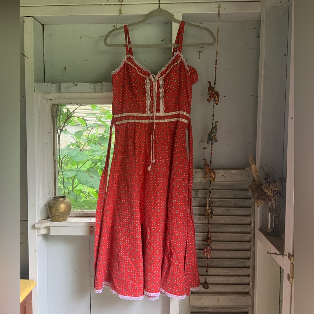 Vintage Gunne Sax Red Floral Milkmaid Dress